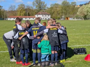 Erfolgsserie ausgebaut: E-Junioren glänzen mit deutlichem Heimsieg